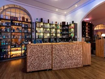 Terrace Hotel